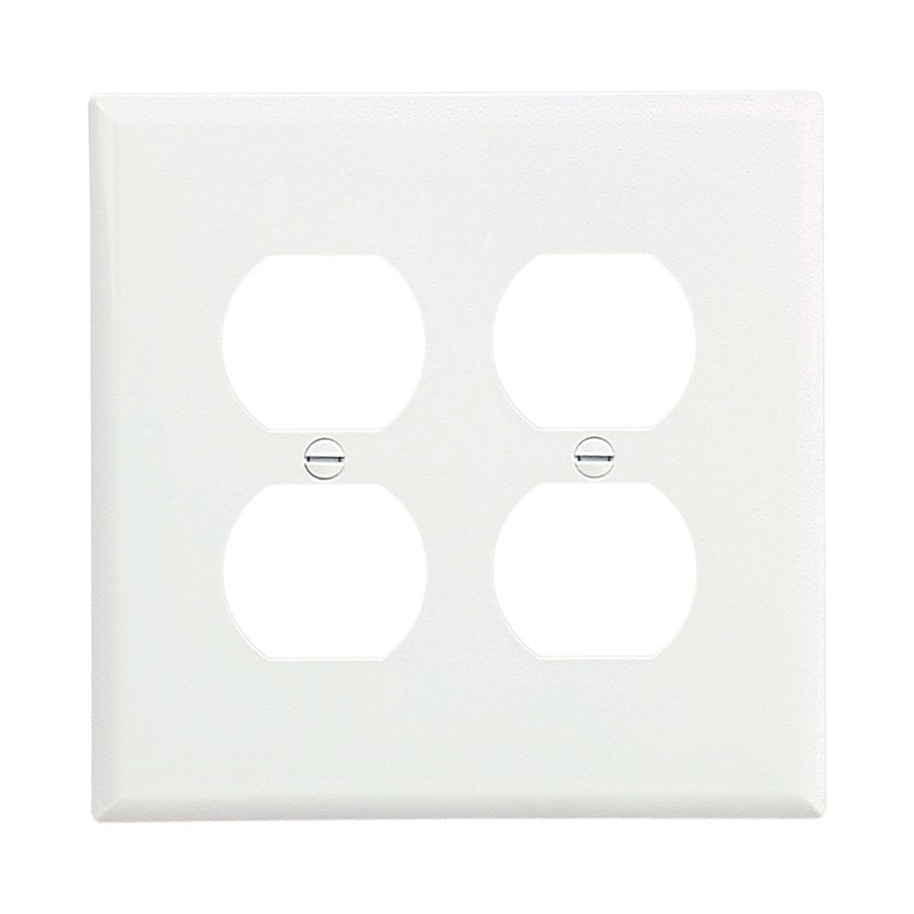 Cooper Wiring Devices PJ82W Wallplate Two-gang Mid-size Power outlet White Polycarbonate